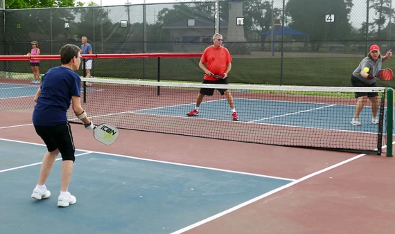 Clinton, Iowa Outdoor Pickleball Park