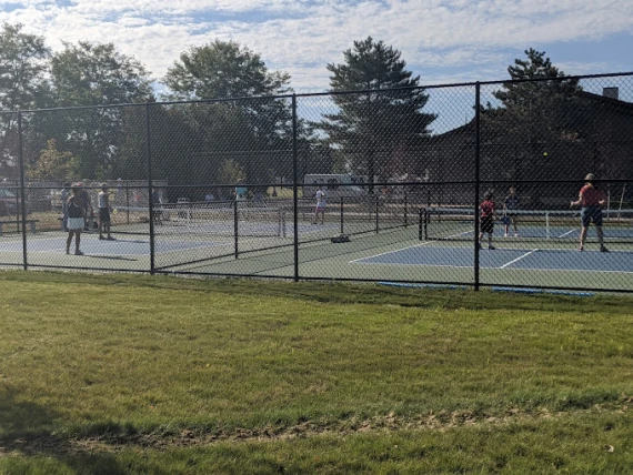 Community Green Pickleball Courts