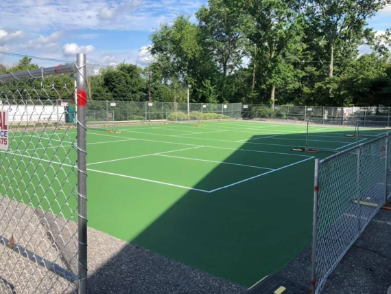 Courtside Racquet Club