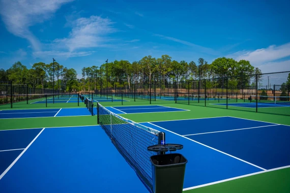 Cresswind Twin Lakes Pickleball Courts