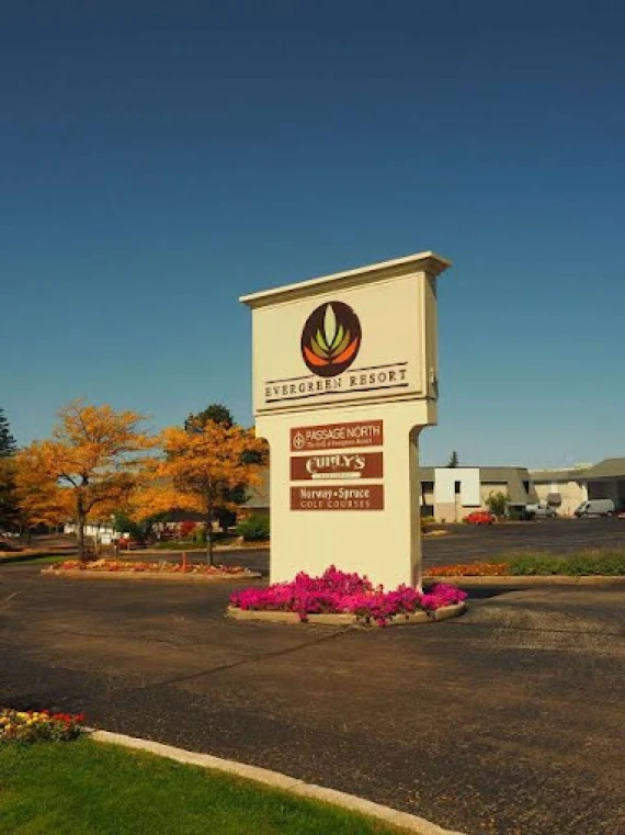 Evergreen Golf Resort