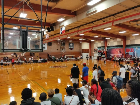 Fonde Recreation Center