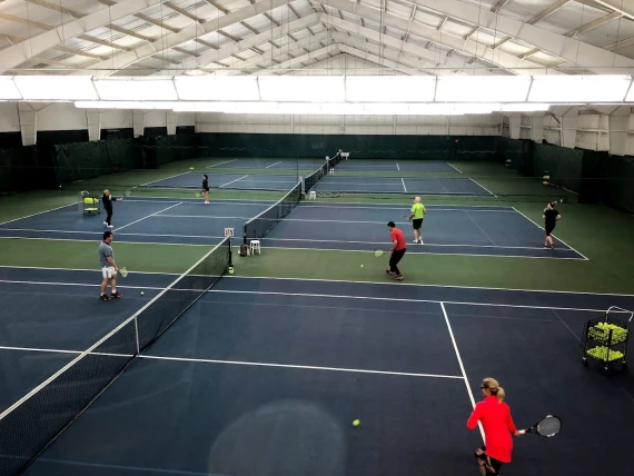 Forest Lake Tennis & Swim Club