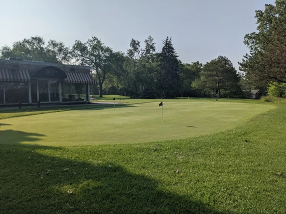 Fox Creek Golf and Racquet Club