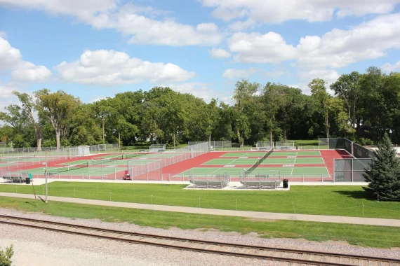 Grinnell College Tennis Courts