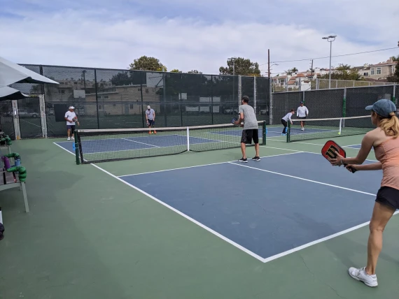 Hermosa Beach Pickleball Courts
