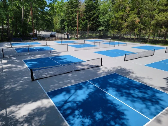 Hollin Hills Pickleball & Tennis Club