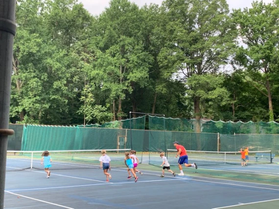 Hollin Meadows Swim & Tennis Club