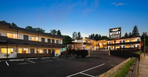 Hotel McCoy Pullman