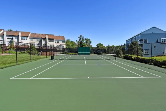 Lake Ridge H.O.A. - Oakwood Dr