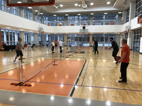 Lakeshore Sport & Fitness - Illinois Center