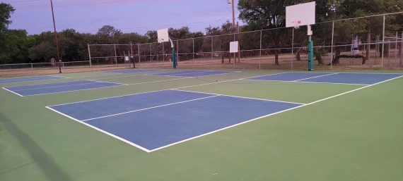 Lakeside Pickleball Courts