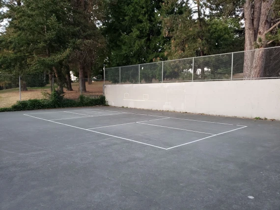 Laurelhurst Pickleball Court