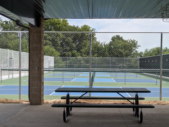 LeClaire Huckleberry Park Courts