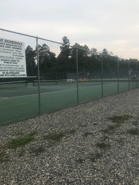 Longville Pickleball Courts