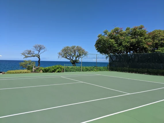 Mauna Kea Beach Hotel’s Seaside Tennis Club