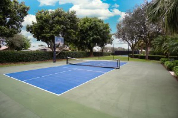 Valencia Isles Homeowners Association