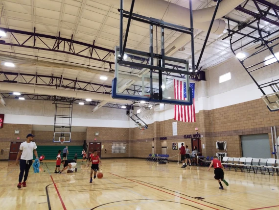 Veterans Memorial Leisure Services Center