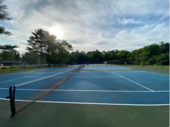 Wallingford Swim and Racquet Club