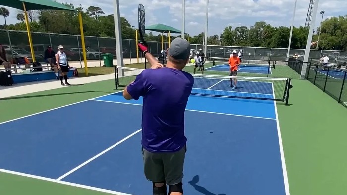 Featured Image For A Guide To International Pickleball Rules (1)