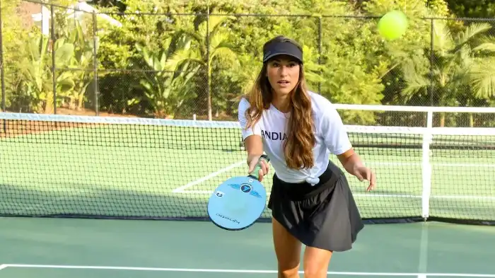 Ladies Pickleball Clothing With High Performance Fabrics
