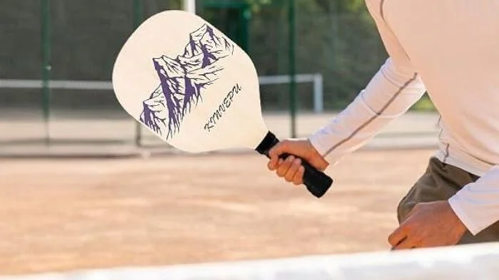 Are Wood Pickleball Paddles Good?